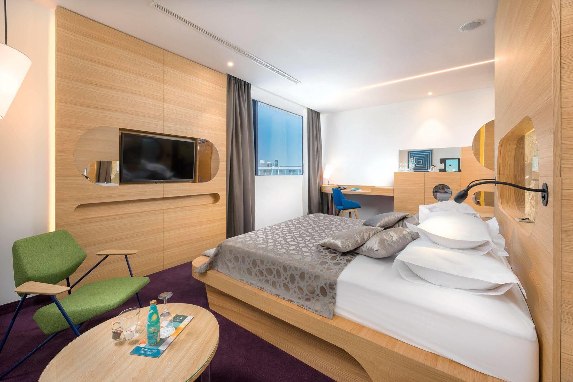 Standard Doppel- oder Zweibettzimmer mit Parkblick, ohne Balkon